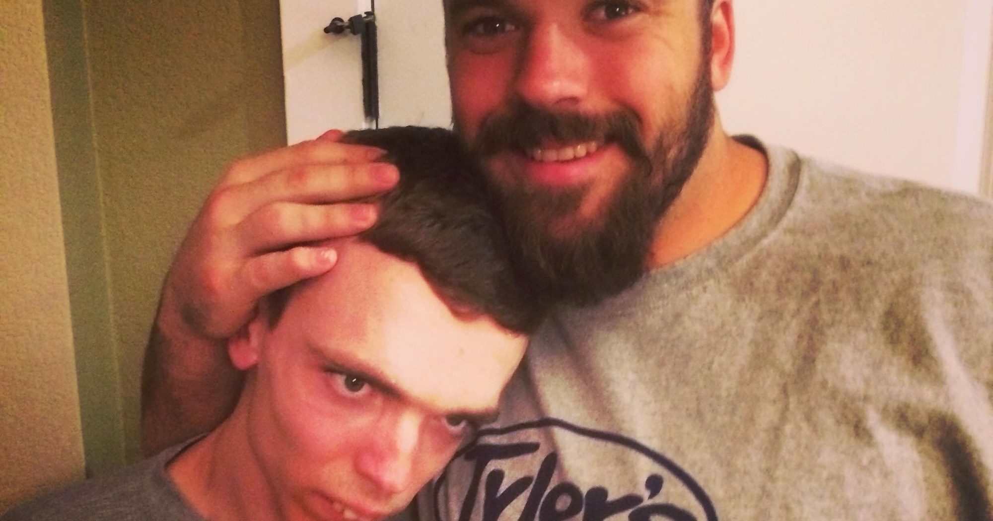 Heartfelt Tribute: NFL's Mitch Morse Mourns Brother Robbie's Tragic Passing