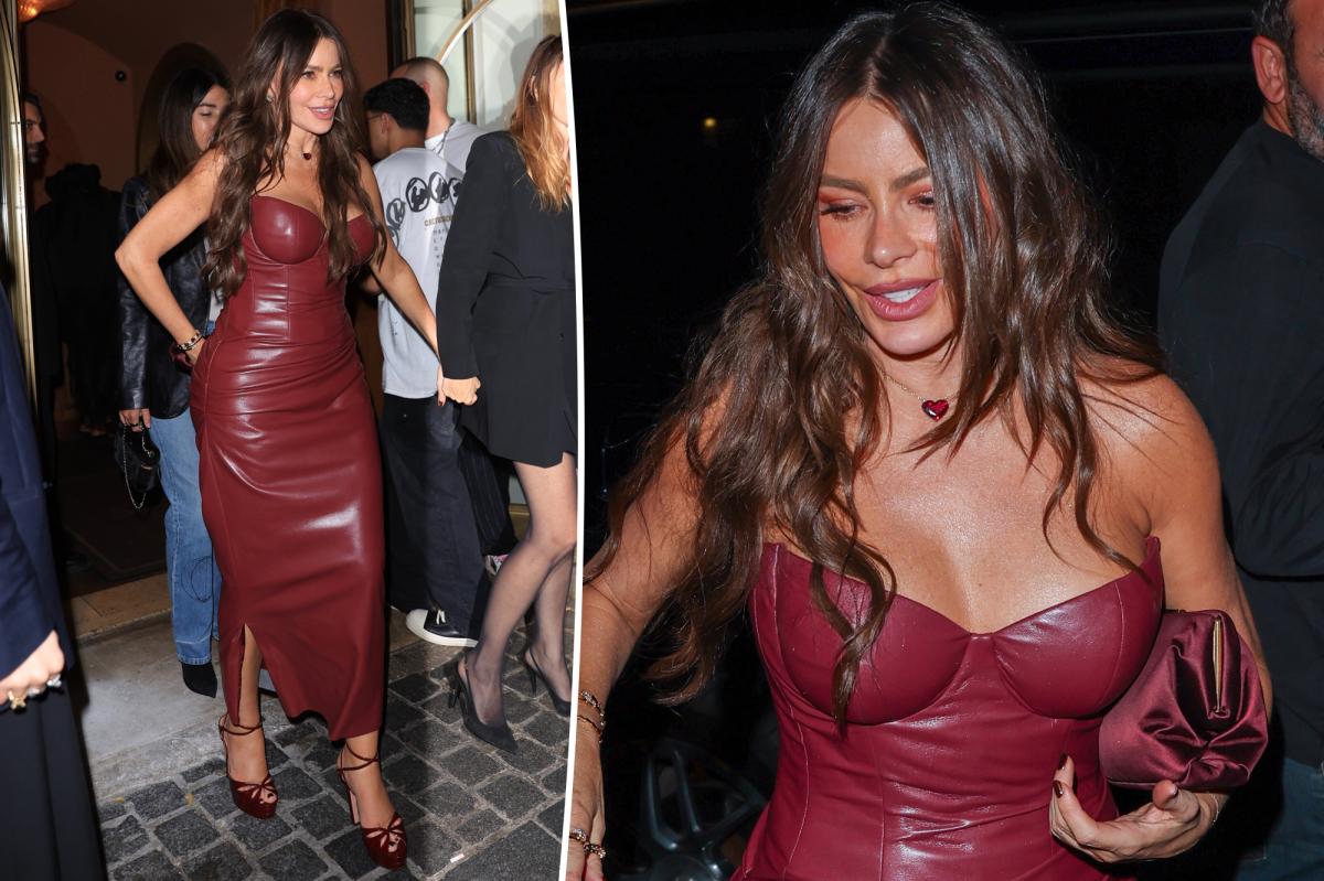 Sofia Vergara's Stunning Burgundy Leather Dress Steals the Show at Paris Fashion Week
